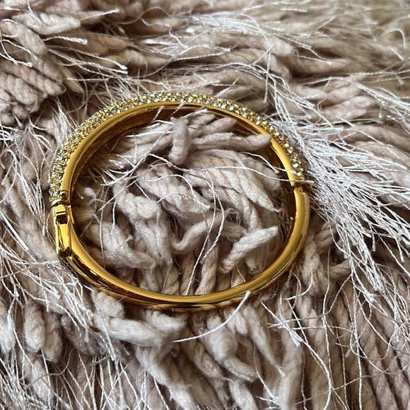 Gorgeous Christian Dior pave bracelet - Picture 7 of 7